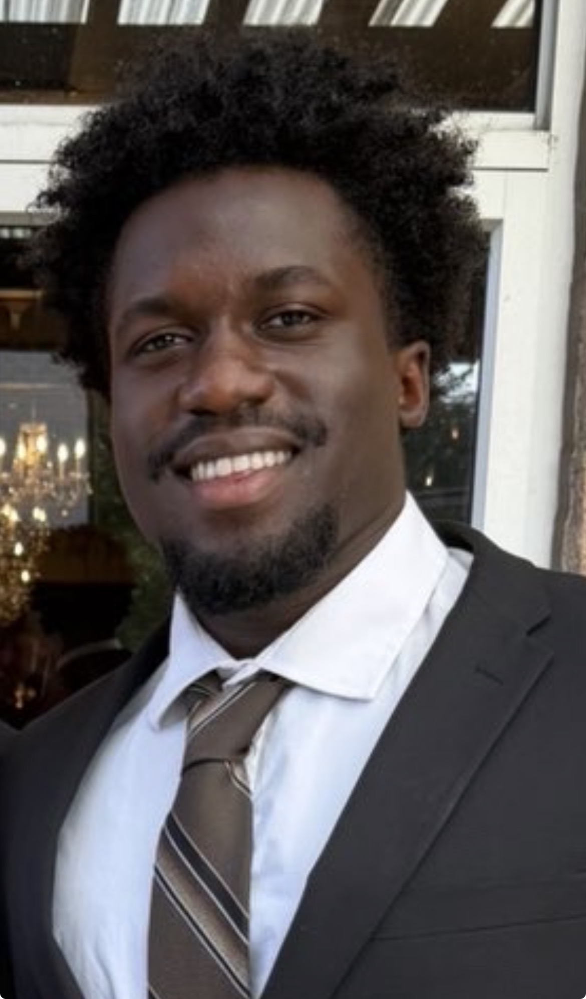 Headshot of Jonathan Lutabingwa